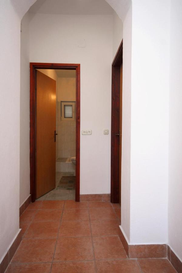 Apartments By The Sea Metajna, Pag - 6351 מראה חיצוני תמונה