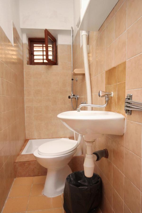 Apartments By The Sea Metajna, Pag - 6351 מראה חיצוני תמונה