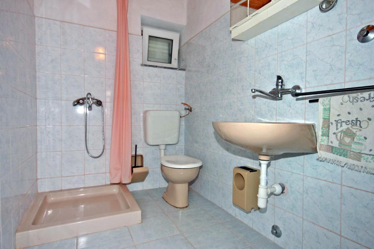 Apartments By The Sea Metajna, Pag - 6351 מראה חיצוני תמונה