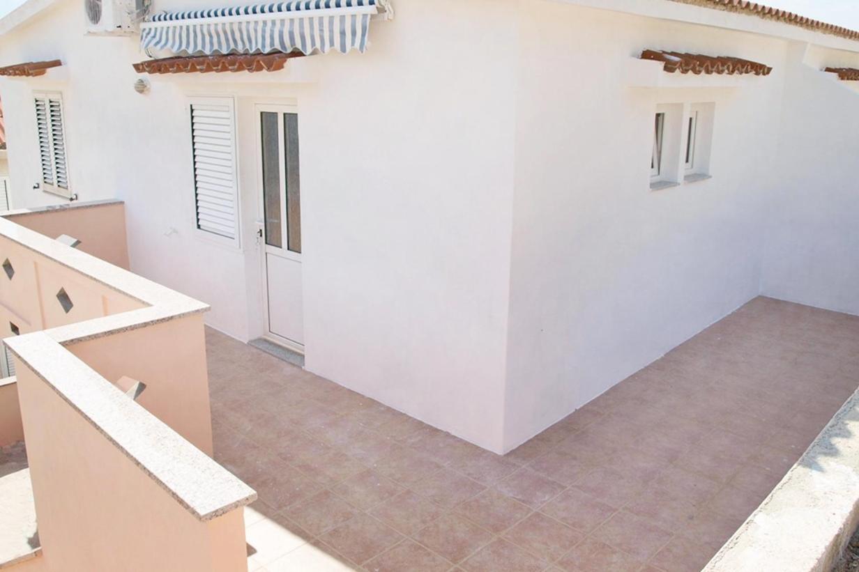 Apartments By The Sea Metajna, Pag - 6351 מראה חיצוני תמונה